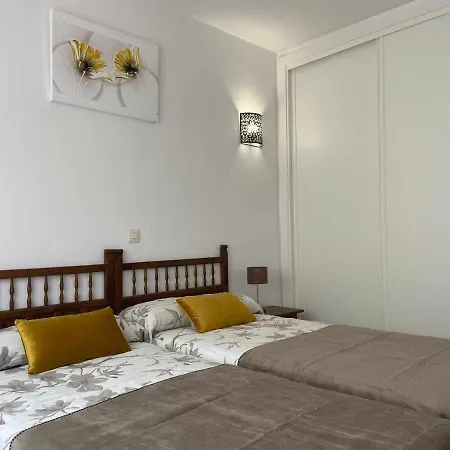 Victoria Home & Parking Estepona Exterior photo